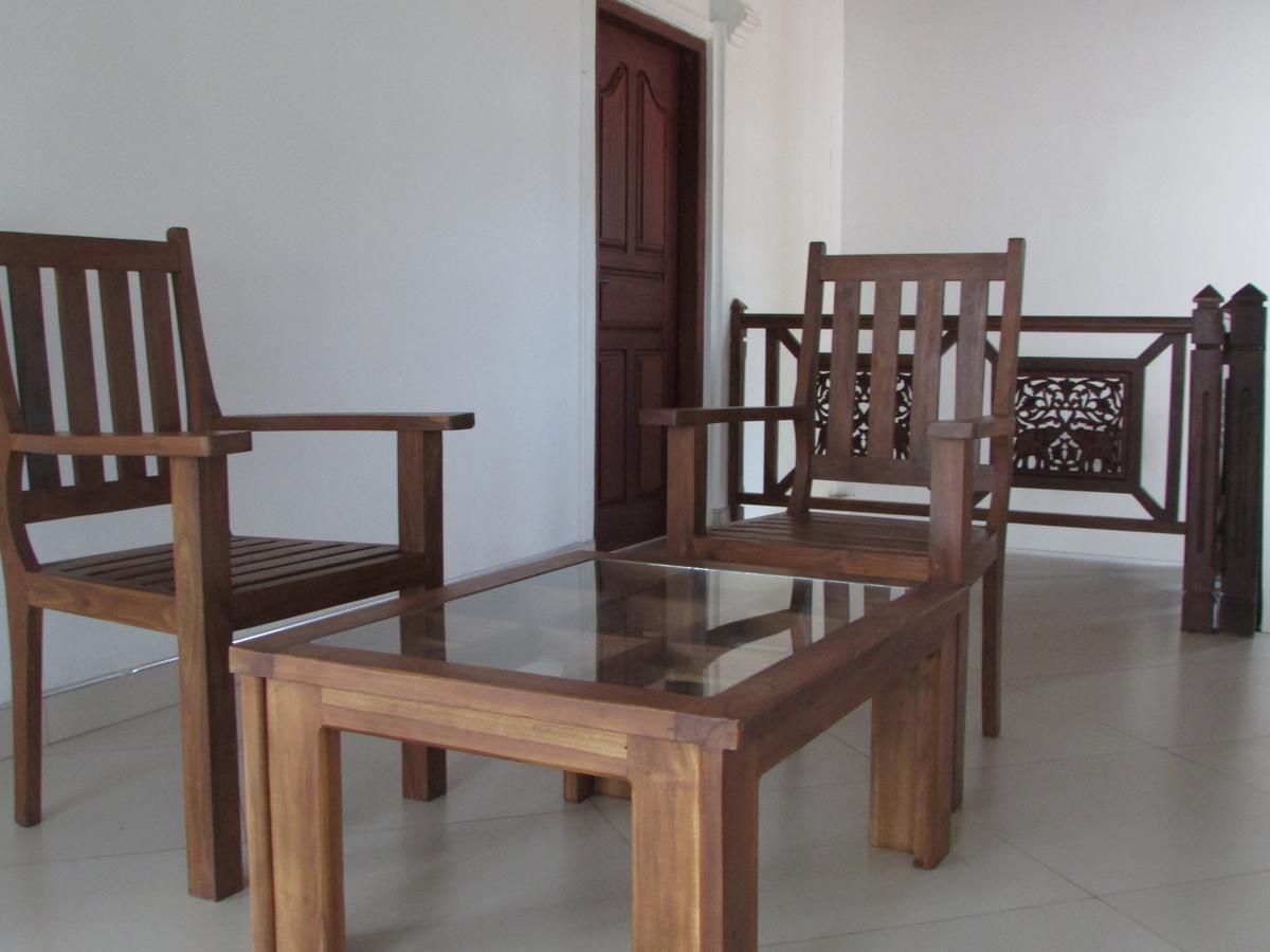 Falcon Villa Induruwa Buitenkant foto